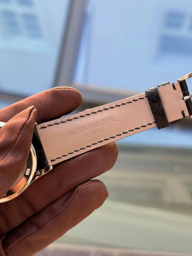 Patek Philippe Calatrava 5127G-001